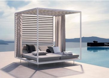 Letto balinese quadrato