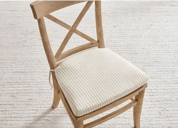 Cuscino per sedia quadrato con pizzo