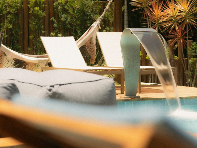 terrazza con piscina